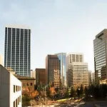 Executive Suites By Roseman - Pavilions Of Eau Claire