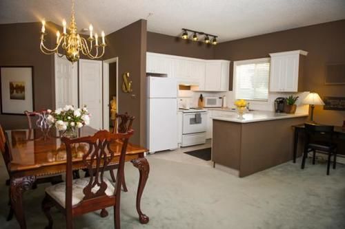 Executive By Roseman - Pavilions Of Eau Claire 3*